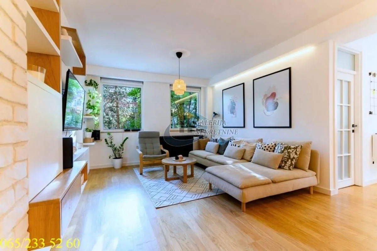 Sale, three bedroom apartment, 74m², Višnjička Banja, Palilula Sve Podlokacije