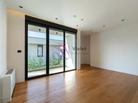 Rent, house, 262m², Gornja Gorica, Podgorica - image 16