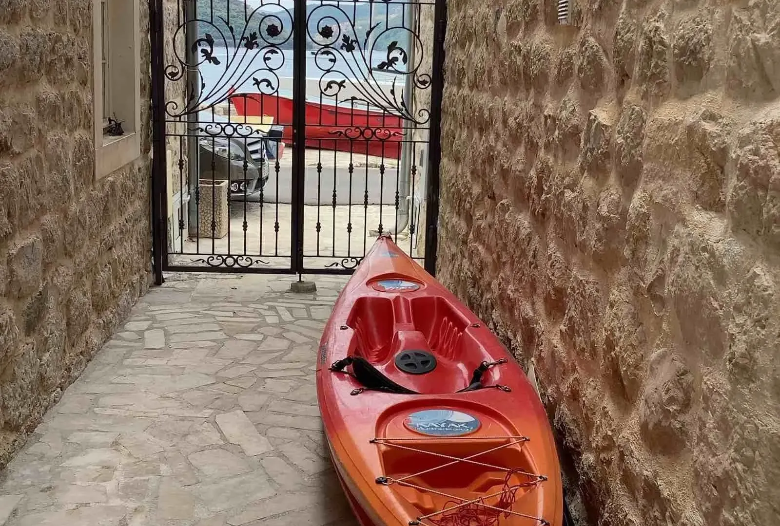 Prodaja, kuća, 208m², Perast, Kotor