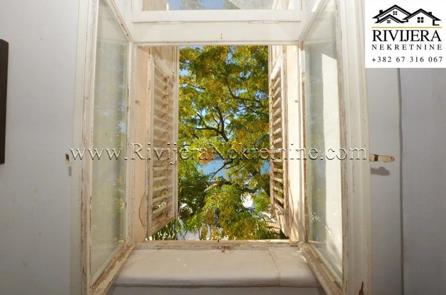 Prodaja, četvorosoban stan, 146m², Centar, Herceg Novi