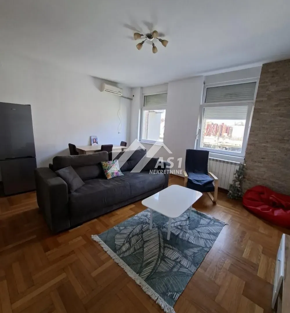 Izdavanje, dvosoban stan, 53m², Rotkvarija, Novi Sad Sve Podlokacije