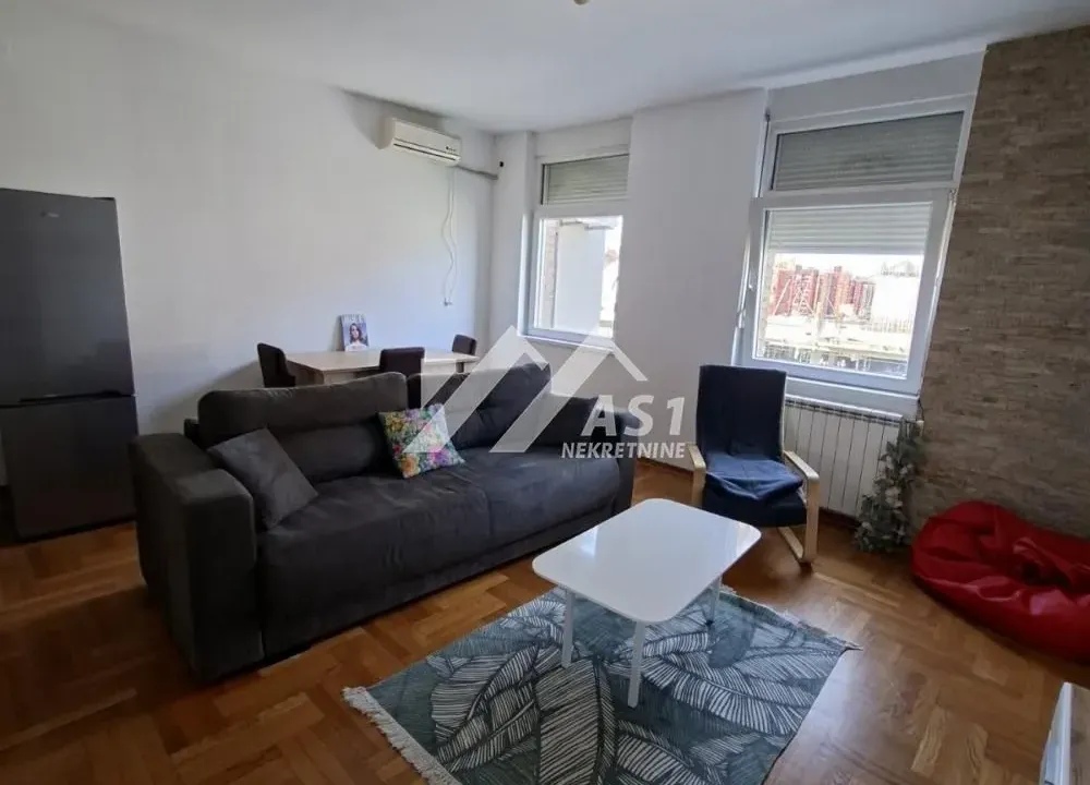 Izdavanje, dvosoban stan, 53m², Rotkvarija, Novi Sad Sve Podlokacije