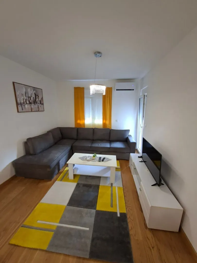 Rent, one bedroom apartment, 45m², Podgorica, Crna Gora