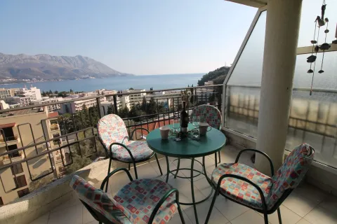 Izdavanje, dvosoban stan, 47m², Bečići, Budva - image 13