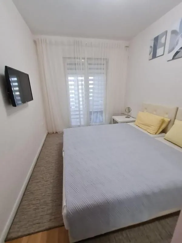 Izdavanje, jednosoban stan, 45m², Bar, Crna Gora