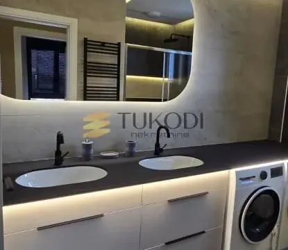 Izdavanje, trosoban stan, 82m², Olimp, Zvezdara Sve Podlokacije - image 6