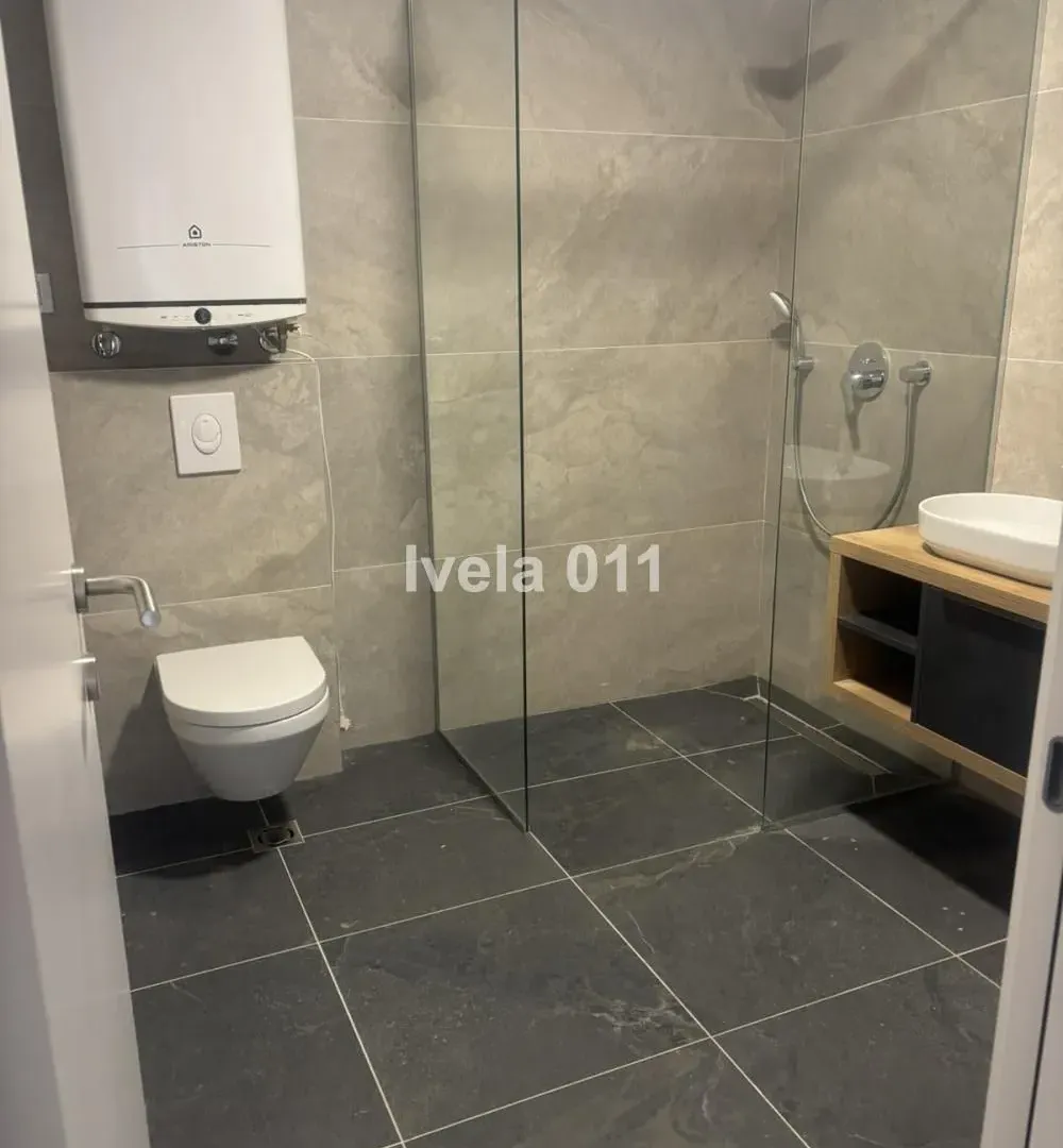 Prodaja, jednosoban stan, 42m², Autokomanda, Voždovac Sve Podlokacije