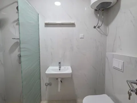 Prodaja, garsonjera, 36m², Bečići, Budva - image 10