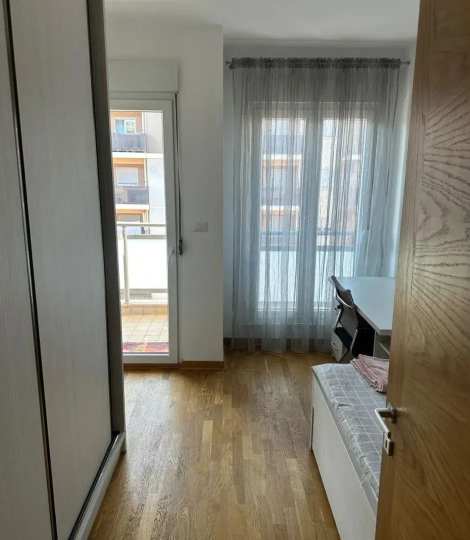 Rent, two bedroom apartment, 64m², City Kvart, Podgorica