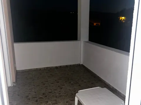 Rent, one bedroom apartment, 55m², Radanovići, Kotor - image 8