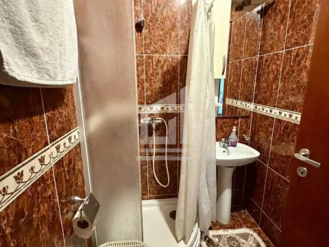 Rent, one bedroom apartment, 40m², Krivi Most, Podgorica - image 13