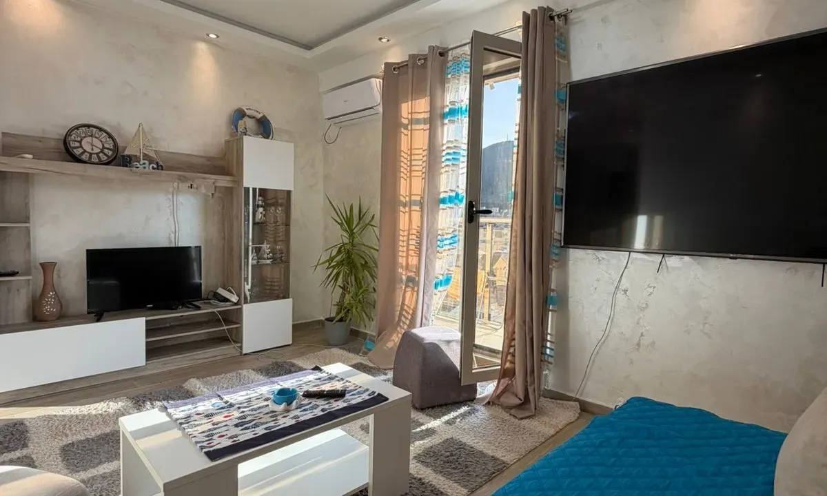 Izdavanje, jednosoban stan, 45m², Velji Vinogradi, Budva