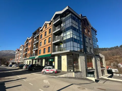 Sale, one bedroom apartment, 43m², Kolašin, Crna Gora - image 5