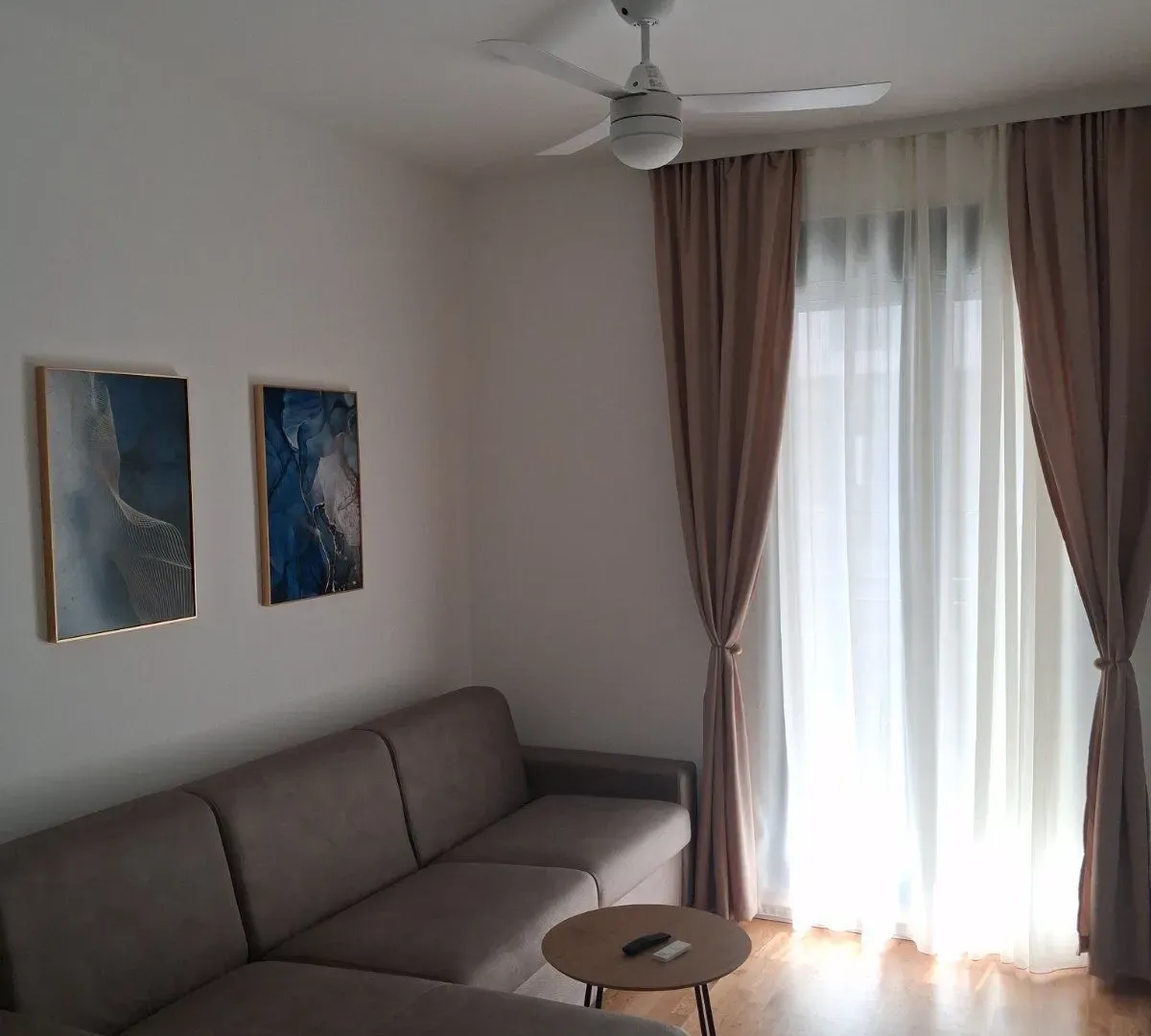Izdavanje, jednosoban stan, 42m², Tološi, Podgorica