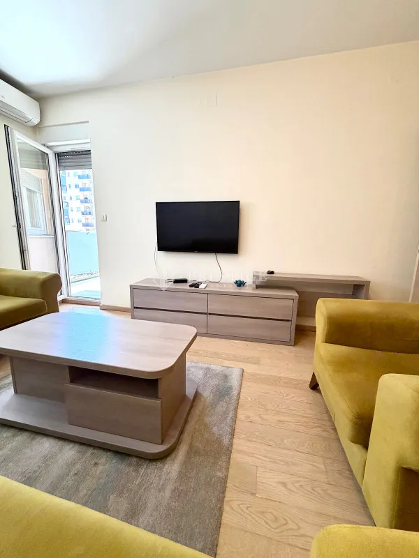 Rent, two bedroom apartment, 72m², City Kvart, Podgorica