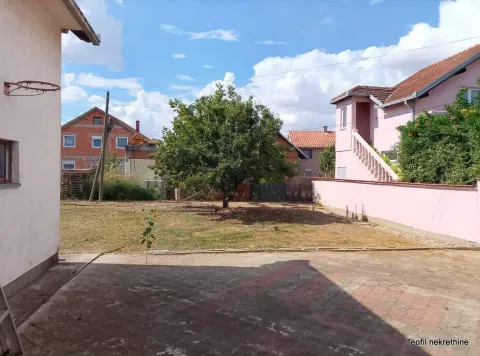 Prodaja, kuća, 145m², Batajnica, Beograd - image 4