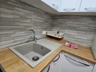 Rent, three bedroom apartment, 80m², Budva, Crna Gora - image 5