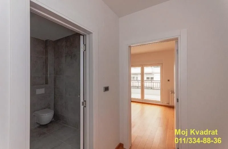 Prodaja, trosoban stan, 92m², Autokomanda, Voždovac Sve Podlokacije