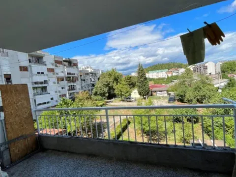 Izdavanje, dvosoban stan, 75m², Zabjelo, Podgorica - image 2