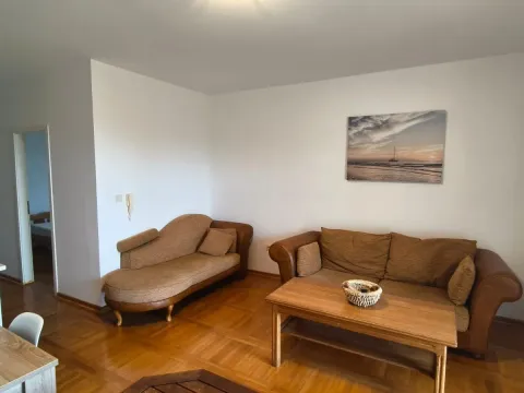 Rent, one bedroom apartment, 41m², Pržno, Budva - image 32