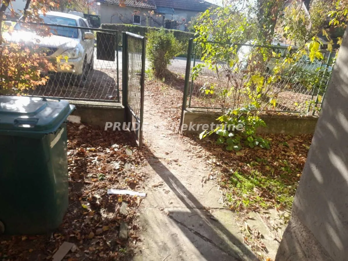Sale, house, 95m², Surčin, Beograd
