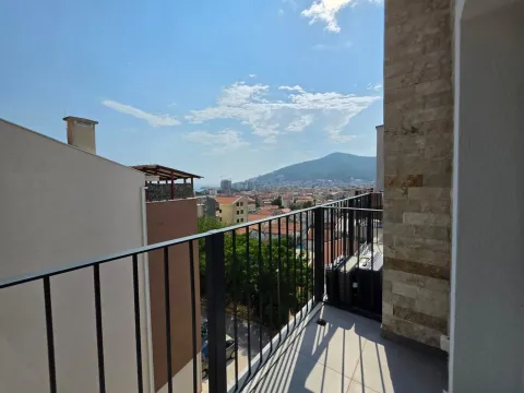 Prodaja, jednosoban stan, 42m², Budva, Crna Gora - image 21
