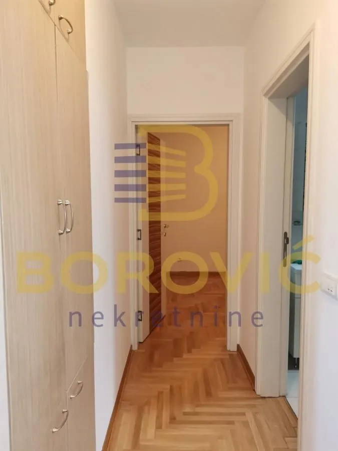 Prodaja, četvorosoban stan, 89m², Lekino Brdo, Voždovac Sve Podlokacije