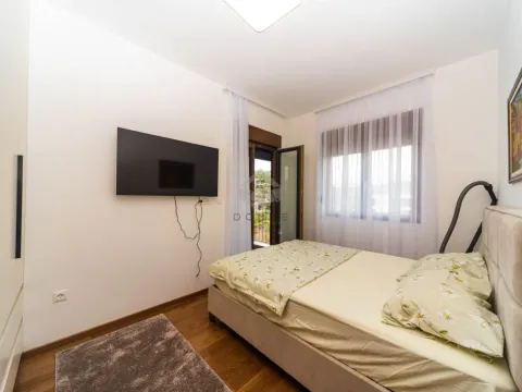 Izdavanje, jednosoban stan, 49m², Vezirov Most, Podgorica - image 9