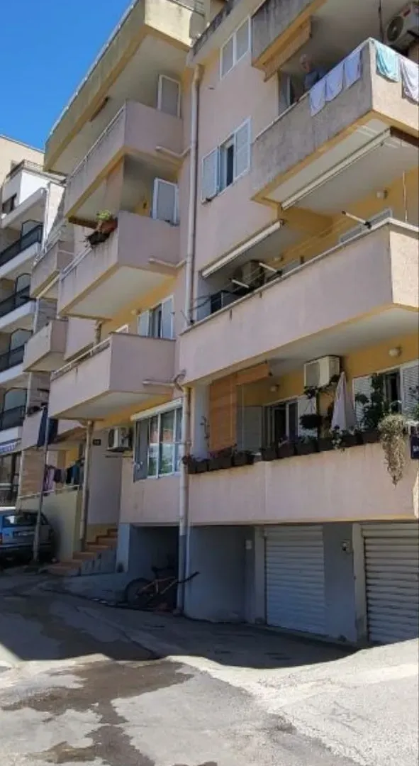 Sale, two bedroom apartment, 61m², Centar, Budva