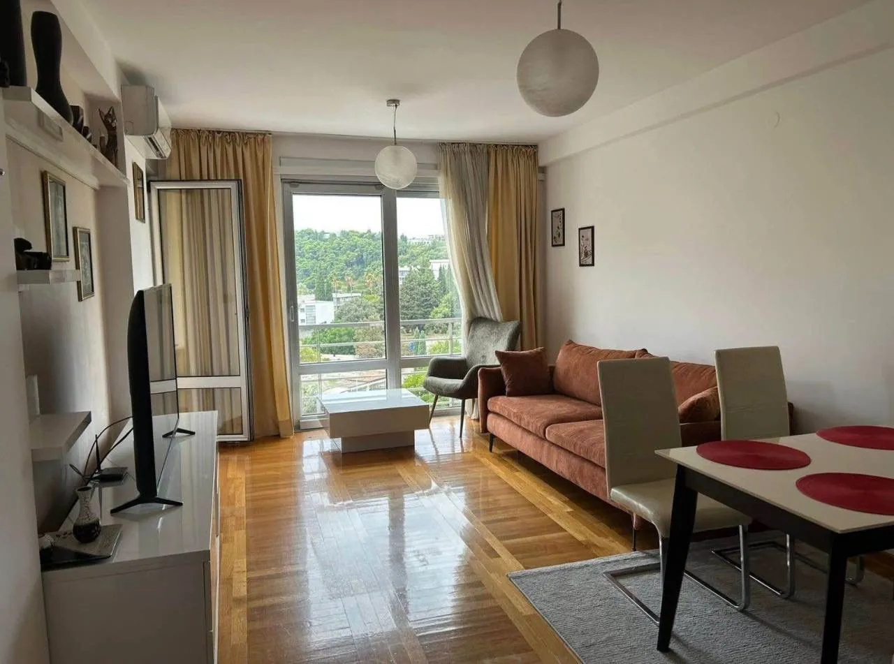 Sale, two bedroom apartment, 84m², Bečići, Budva
