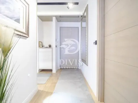 Prodaja, trosoban stan, 83m², Južni Bulevar, Vračar Sve Podlokacije - image 4