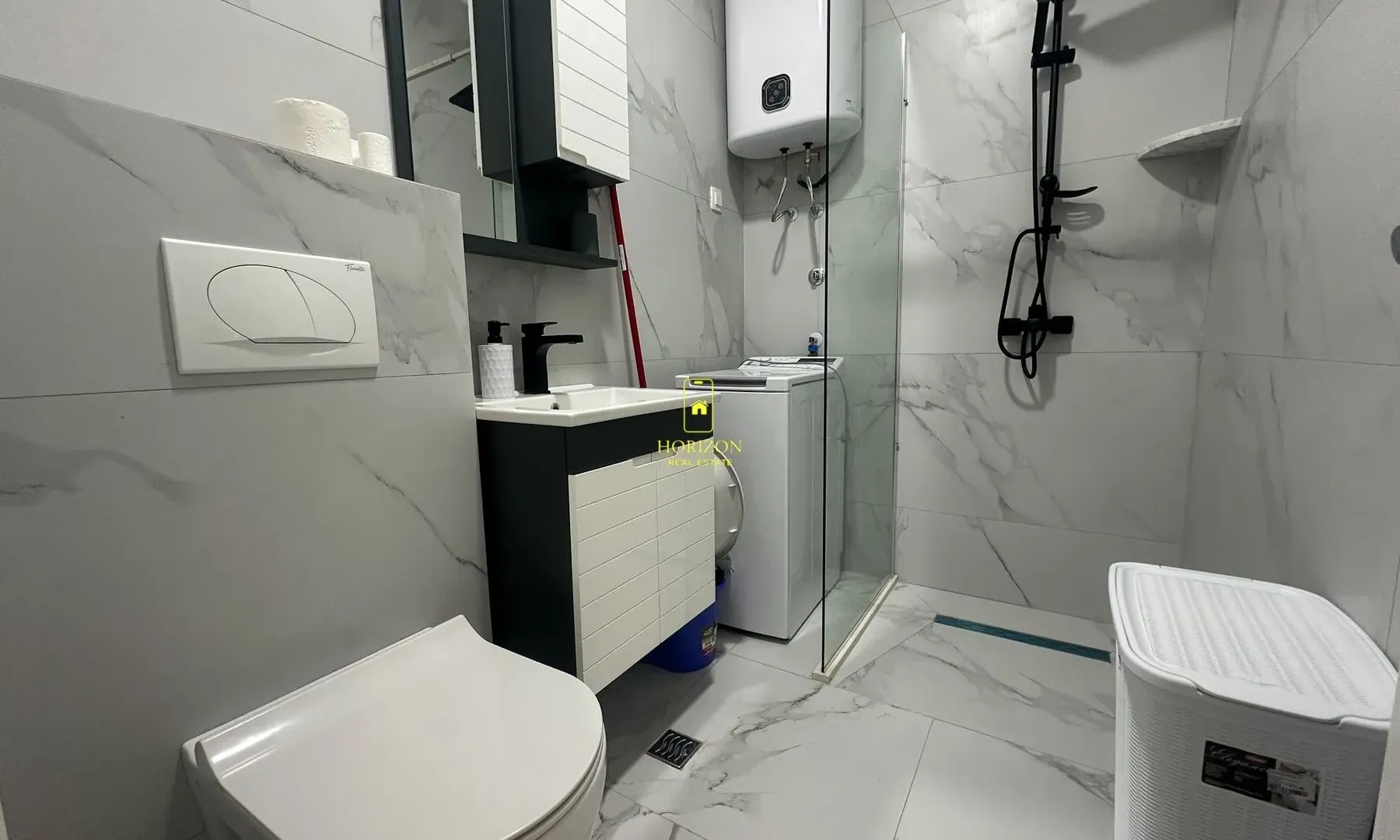 Izdavanje, jednosoban stan, 40m², 1 maj, Podgorica