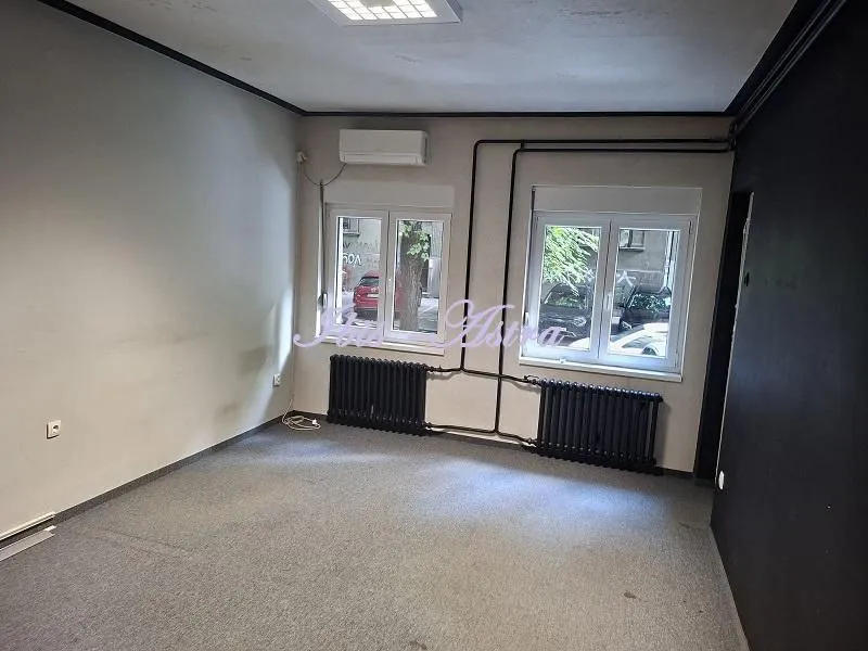 Rent, one bedroom apartment, 39m², Stari Grad, Beograd