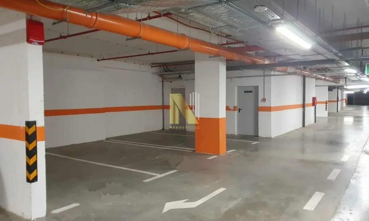 Sale, parking/garage, 13m², Adamovićevo Naselje, Novi Sad Sve Podlokacije