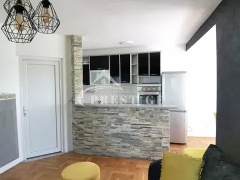 Prodaja, dvosoban stan, 54m², Centar, Podgorica - image 2