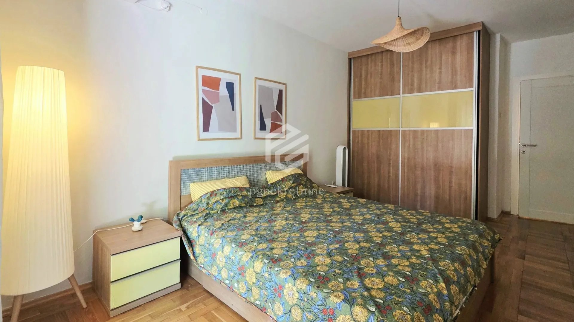 Izdavanje, trosoban stan, 110m², Gorica C, Podgorica