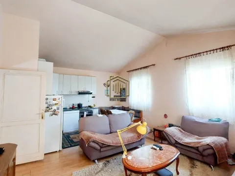 Prodaja, kuća, 54m², Gornja Gorica, Podgorica - image 3