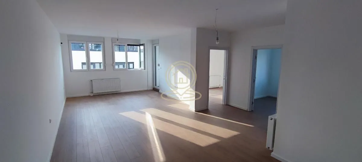 Prodaja, trosoban stan, 79m², Sremska Kamenica, Petrovaradin