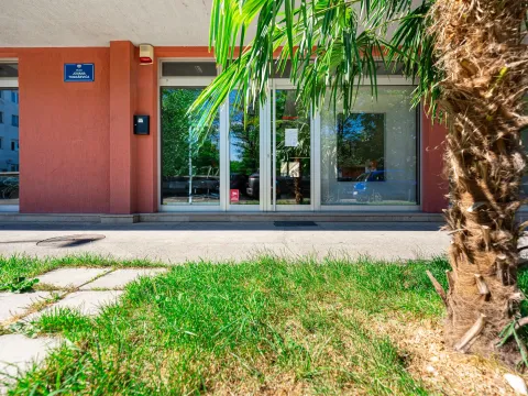 Sale, office space, 168m², Preko Morače, Podgorica - image 2