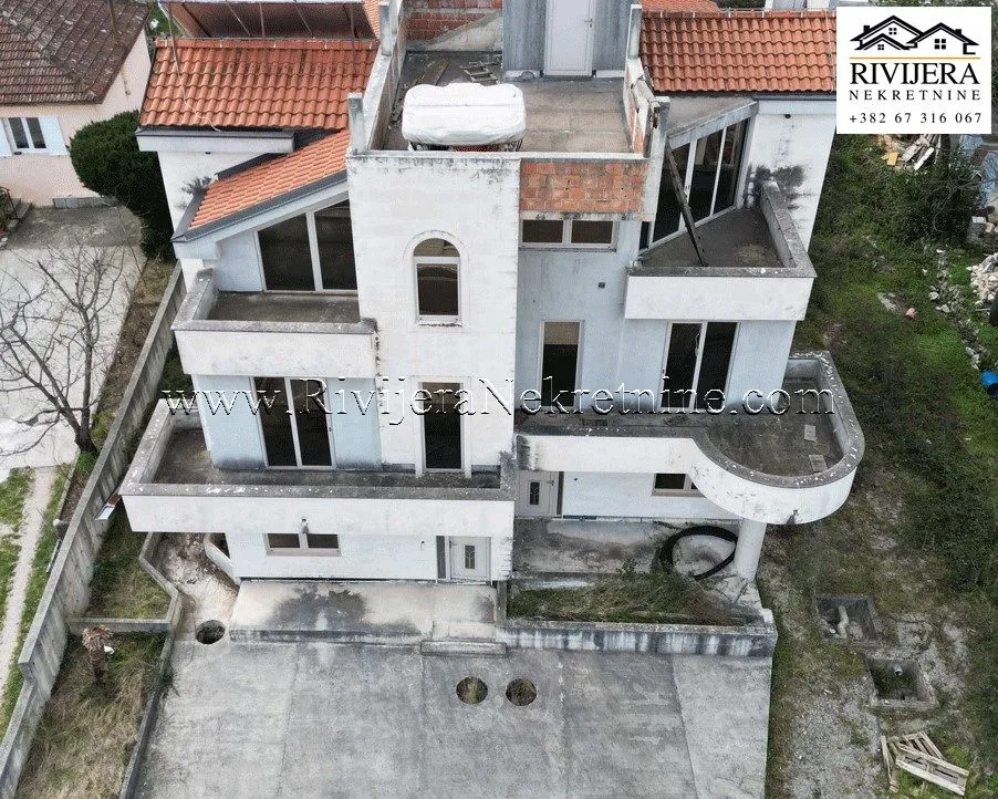 Prodaja, kuća, 516m², Prčanj, Kotor