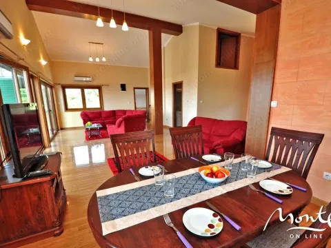 Prodaja, kuća, 644m², Pržno, Budva - image 19