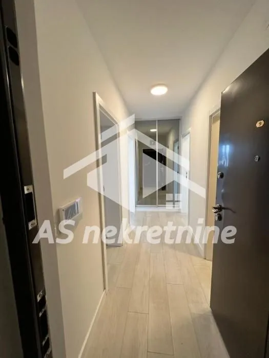 Izdavanje, trosoban stan, 69m², Sarajevska, Beograd