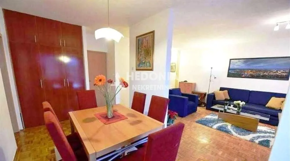 Rent, two bedroom apartment, 65m², Stari Grad, Beograd