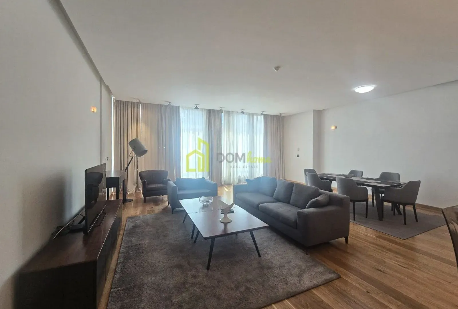 Izdavanje, dvosoban stan, 127m², Kruševac, Podgorica
