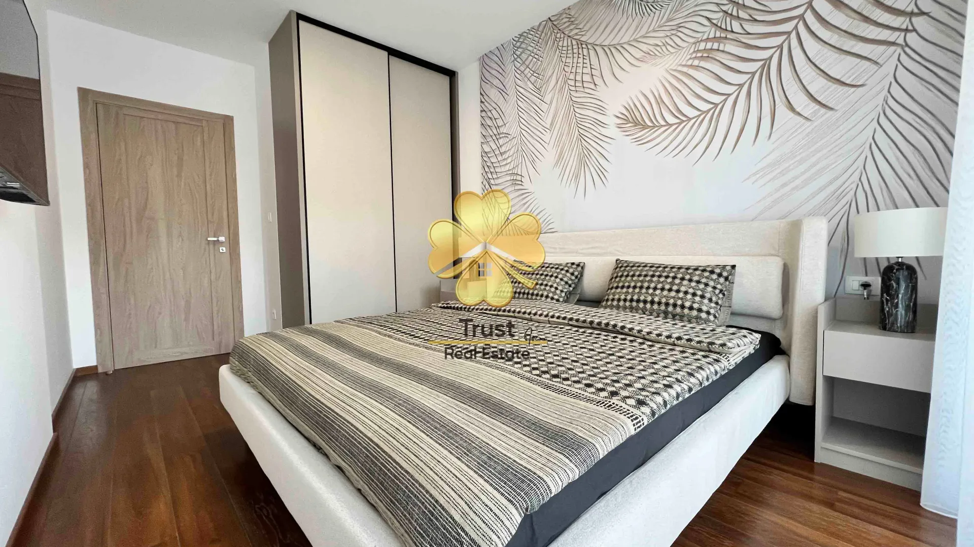 Rent, two bedroom apartment, 80m², Master Kvart, Podgorica