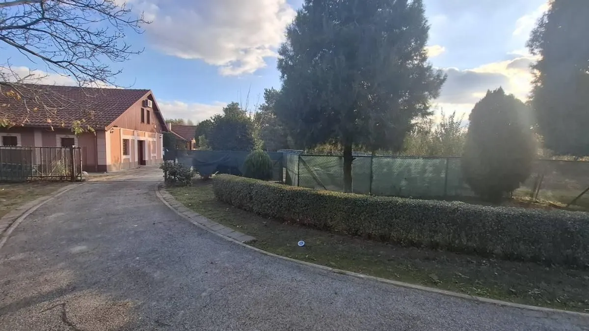 Prodaja, kuća, 481m², Bečej, Novi Sad