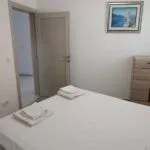 Izdavanje, jednosoban stan, 45m², Bečići, Budva - image 14