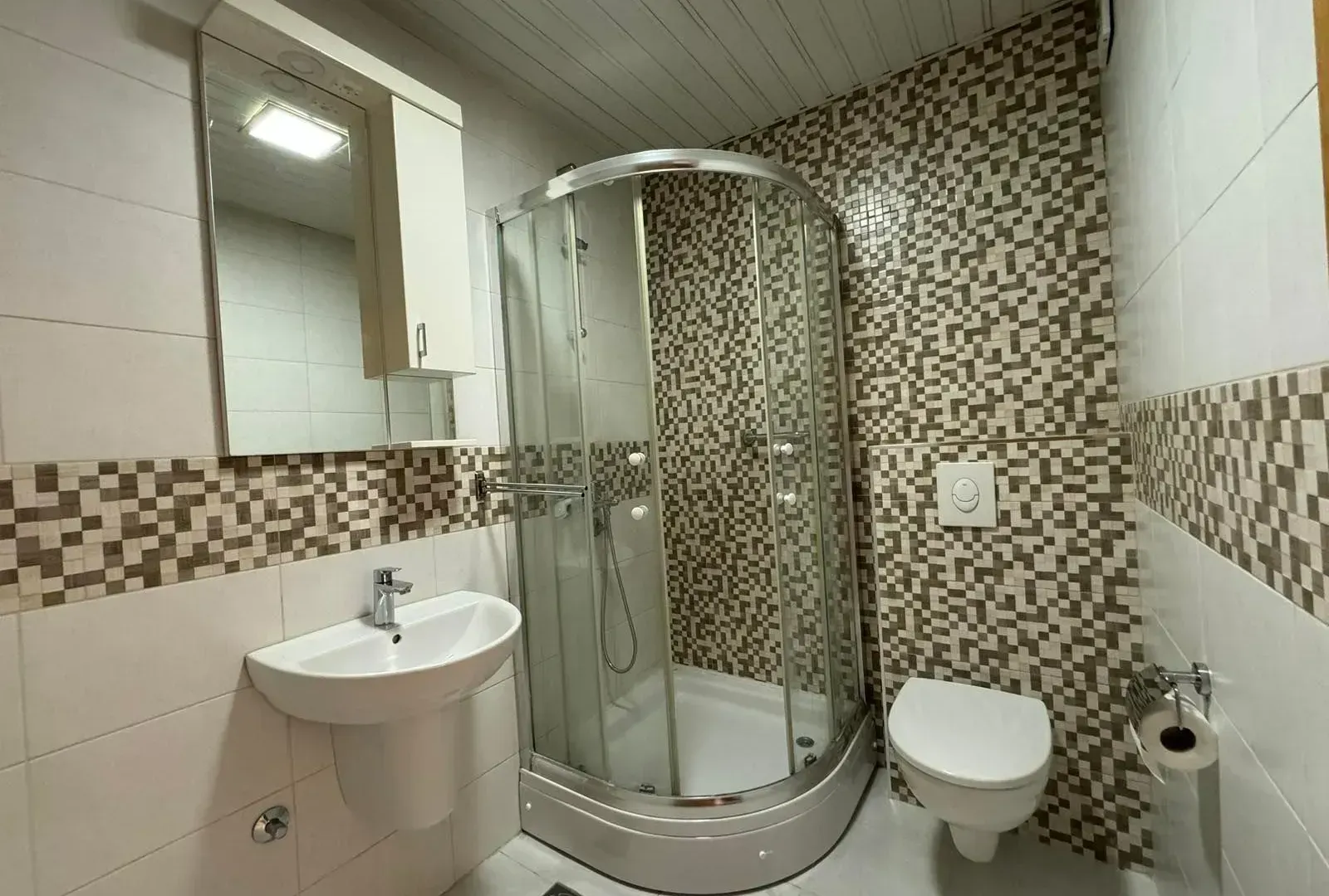 Rent, two bedroom apartment, 65m², City Kvart, Podgorica
