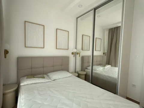 Rent, three bedroom apartment, 100m², Zelenika, Herceg Novi - image 13