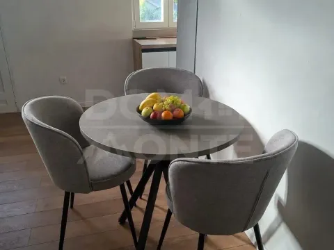 Izdavanje, jednosoban stan, 50m², Tivat, Crna Gora - image 4